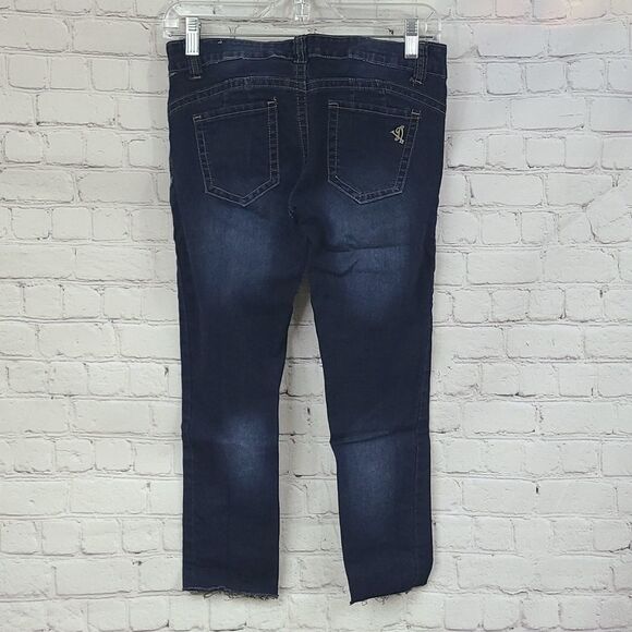 VIP Jeans Size 3/4 Womens Dark Blue Distressed Denim Cut Off Raw Edge Ankle Crop - Picture 7 of 8